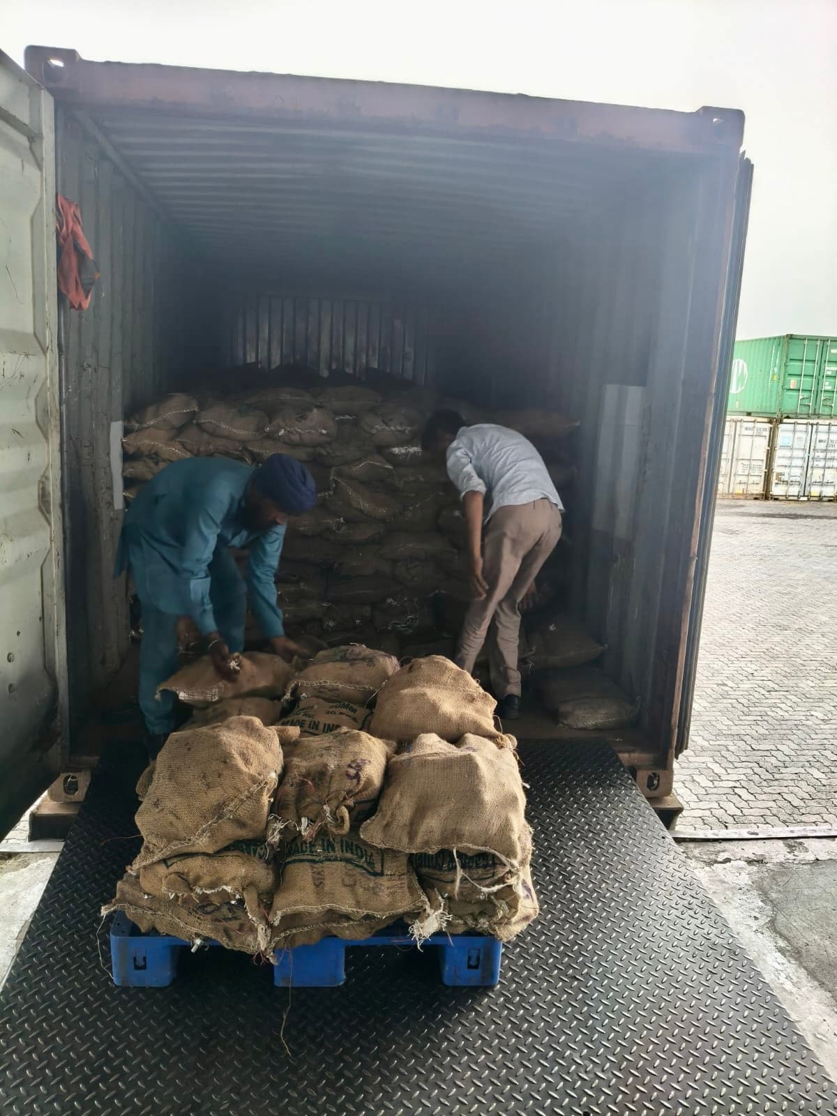 Safe Handling, Transportation & Packing 8