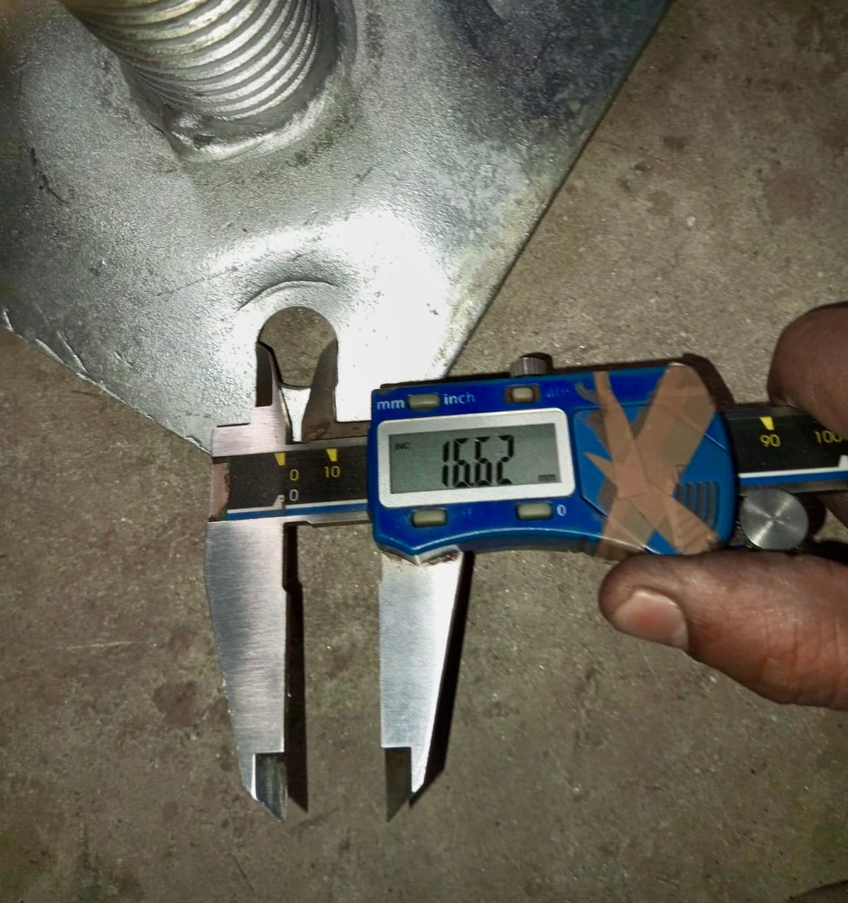 Weight, Size & Quality Checks 3